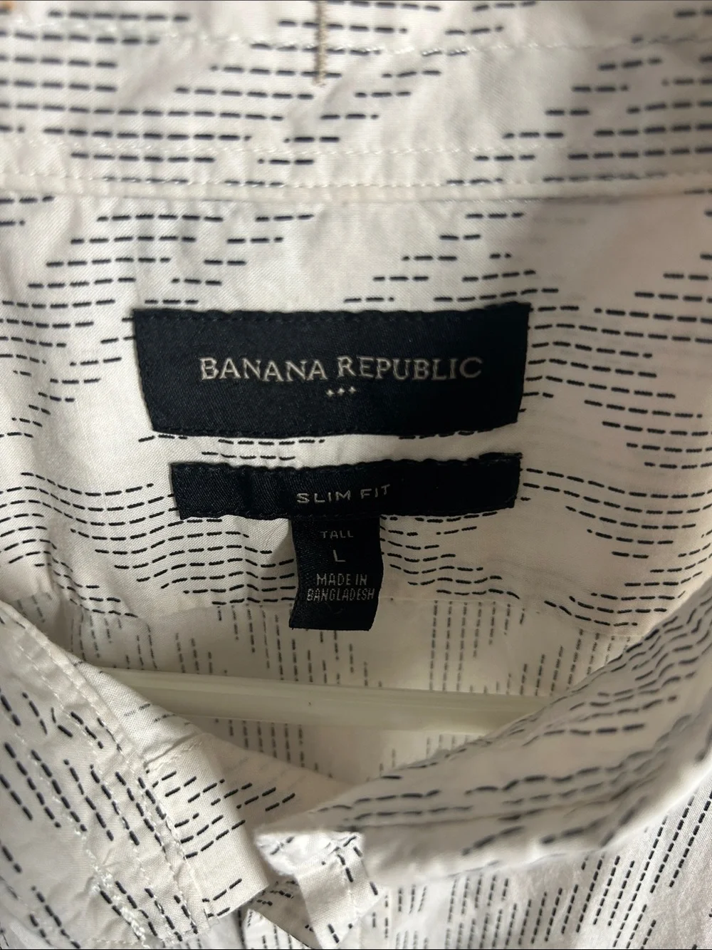 Banana Republic Men’s Short-Sleeve Button Shirt — Beige Geometric